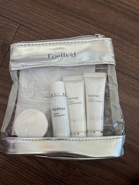 Hyalogy Travel Skincare Set - Silver